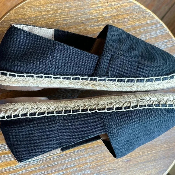 Vionic Black Coast Valeri Espadrille Size 6 NIB - Picture 6 of 7